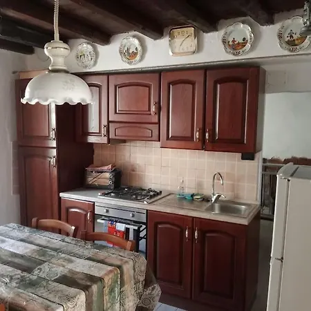 La Persellina House